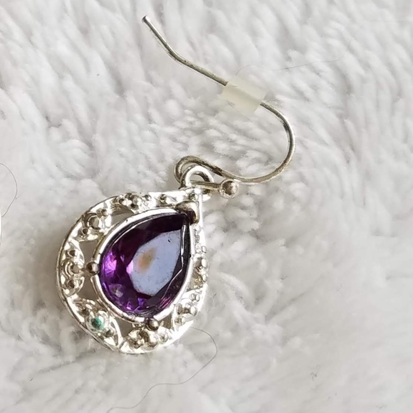 Boutique Purple Necklace Earrings Set, LIKE NEW - Picture 5 of 7